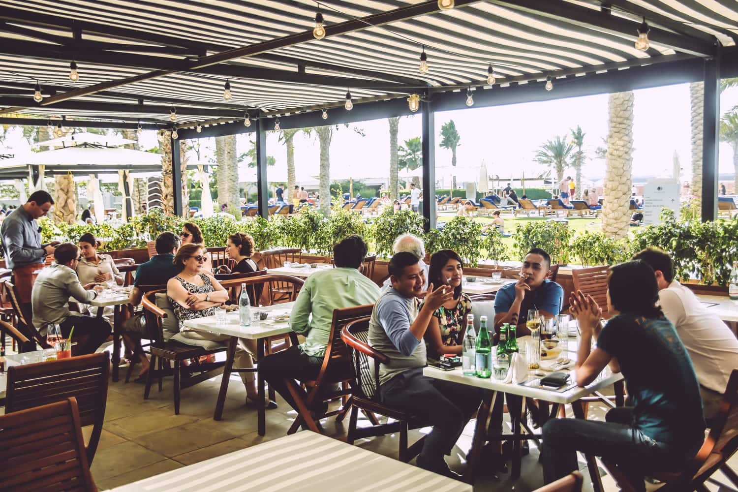 The MAINE Oyster Bar